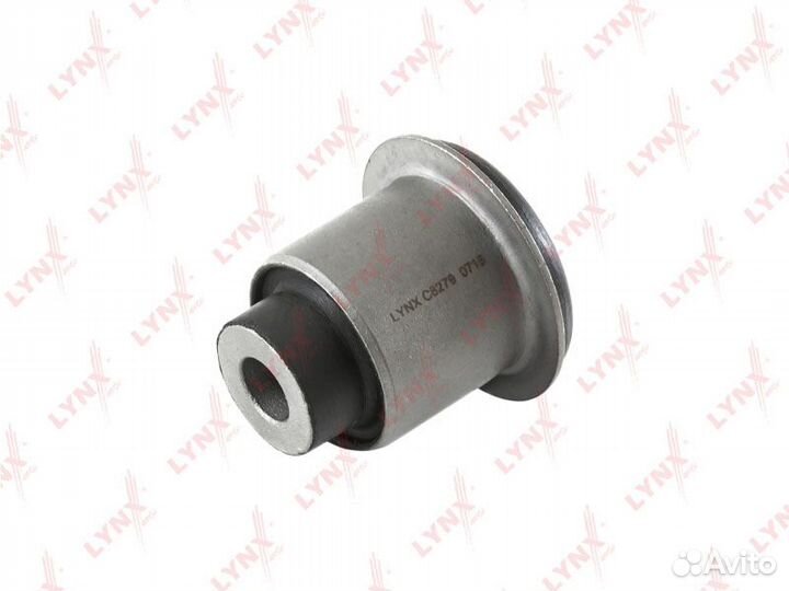 Сайлентблок переднего рычага подвески перед прав/л