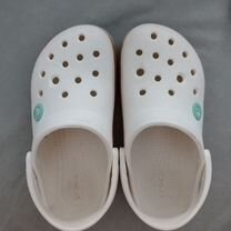 Сандалии Crocs