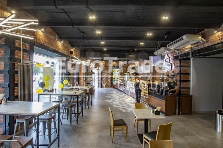 Продам торговое помещение, 315 м²