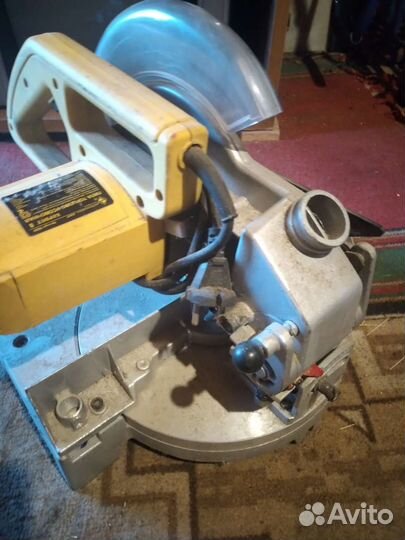 Пила торцово-усовочная корвет 8