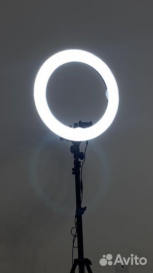 Кольцевая лампа, лампа бровиста, визажиста