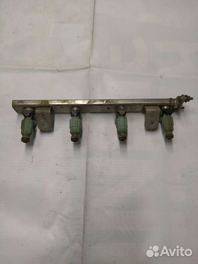 Топливная рейка в сборе с Hyundai Solaris 1.4