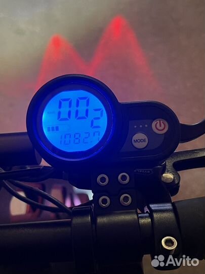 Электро самокат Ultron T128