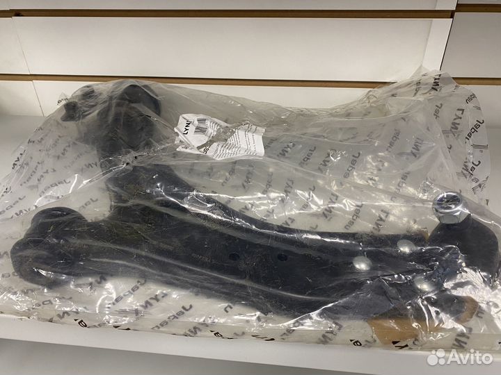 Рычаг передний левый на Форд Фокус 2