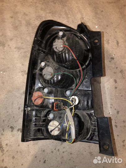 Фара задняя Sang Yong Rexton