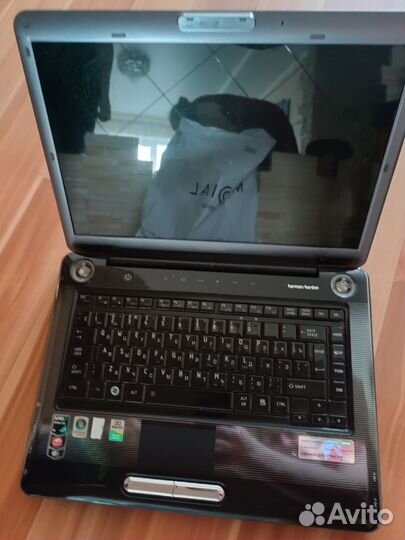 Ноутбук toshiba на запчасти