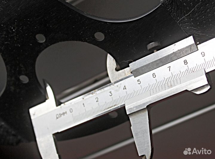 Итальянский спортивный руль Xrace