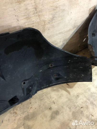 Подкрылок передний правый Mercedes-Benz S-Class