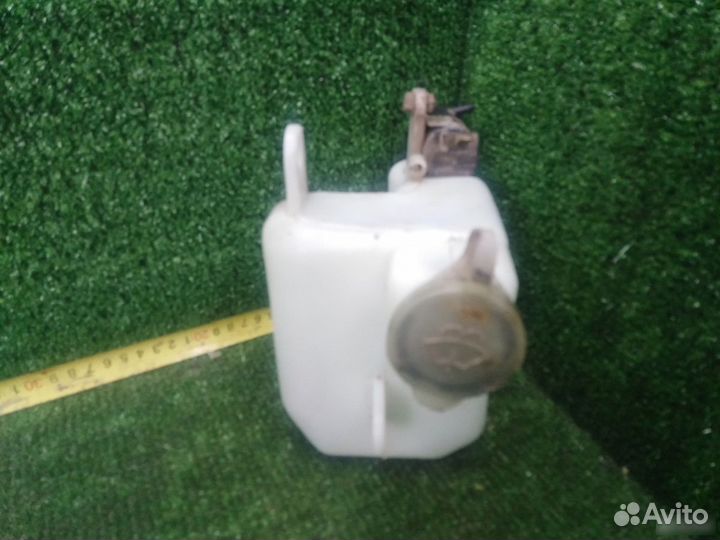 Бачок омывателя Suzuki Grand Vitara TA74V M16A