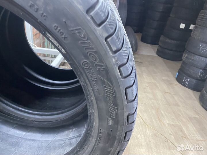 Michelin Pilot Alpin PA4 235/45 R17 97V