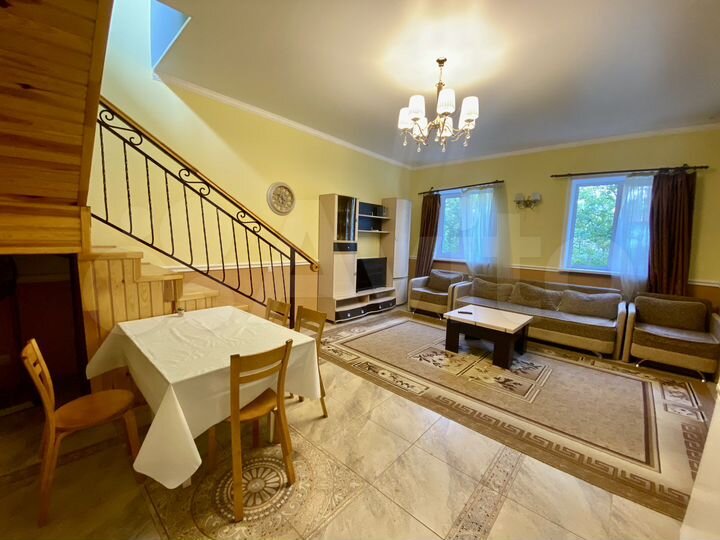 Дом 100 м² на участке 1 сот.