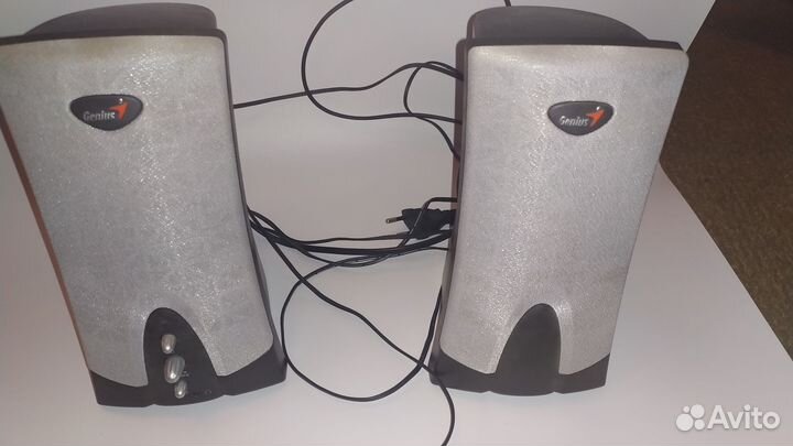 Компьютерные колонки genius