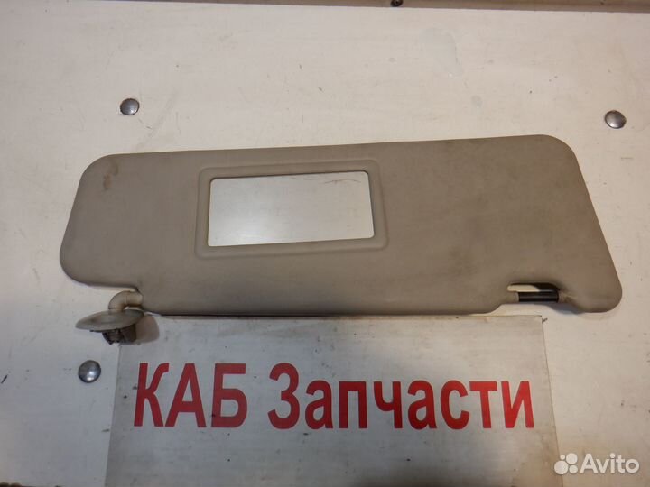 Козырек Renault Logan 2011 г