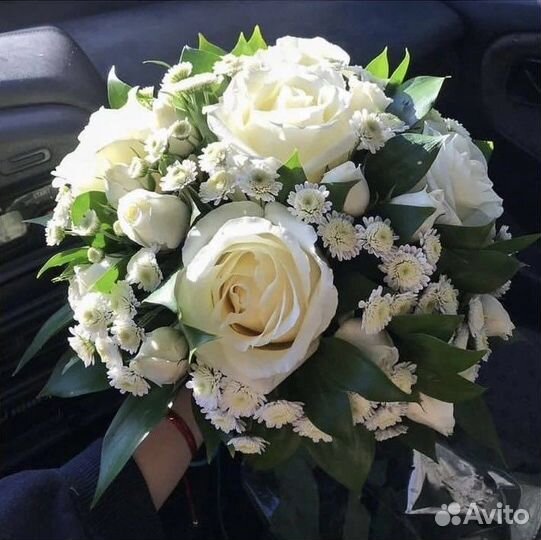 Свадебные букеты, бутоньерки