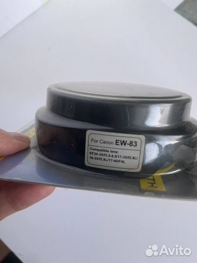 Фото Бленда EW-83E для объектива Canon и Nikon