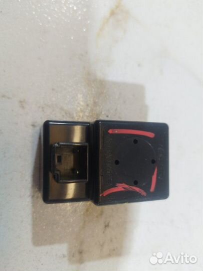 Звуковой зуммер Hyundai Solaris 2011