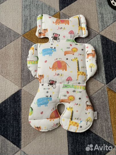 Вкладыш в прогулочную коляску