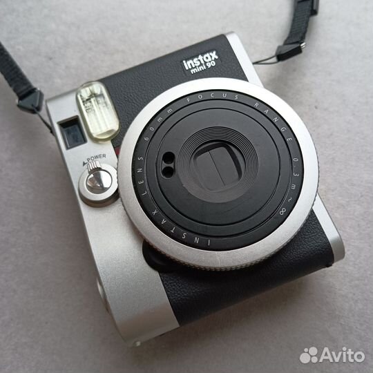 Instax mini 90 black +9 кадров