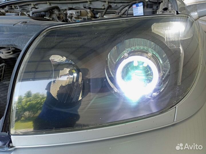 Фары toyota
