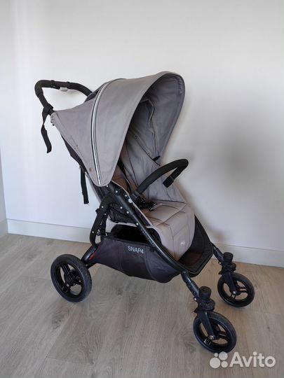 Прогулочная коляска valco baby snap 4