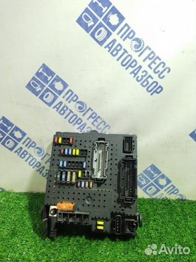 Блок предохранителей Volvo Xc 90 кроссовер 2.5