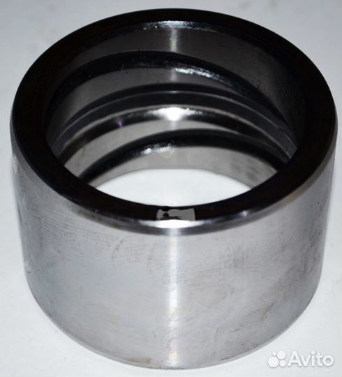Втулка гидроцилиндра рулевого