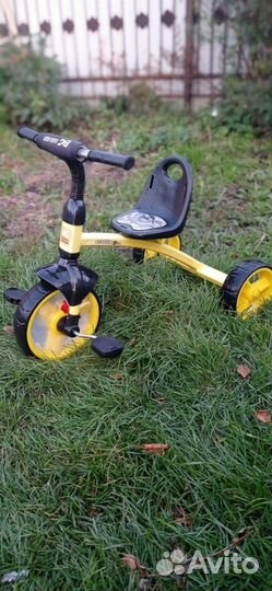 Детский трехколесный велосипед