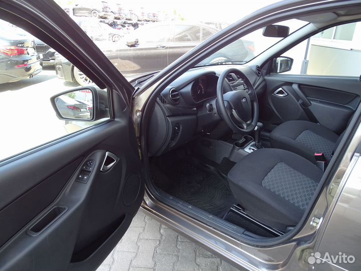 LADA Granta 1.6 AT, 2021, 39 843 км