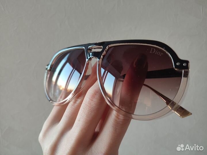 Солнцезащитные очки женские мужские