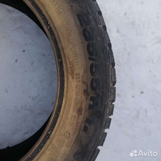 Continental ContiIceContact 4x4 235/55 R17