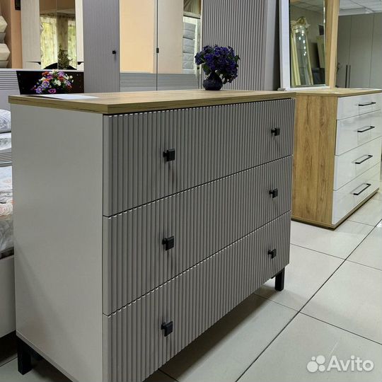 Спальня Мадрид Кашемир Новая