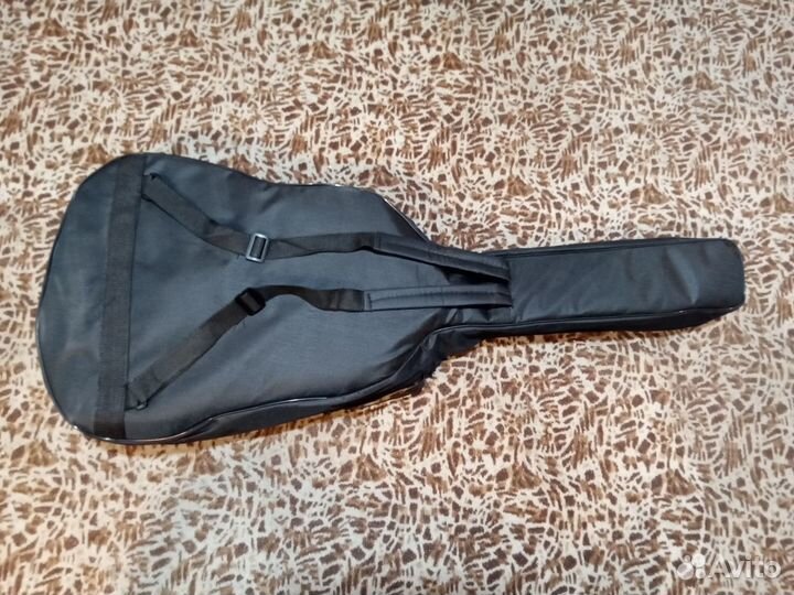 Продаётся новый чехол для гитары