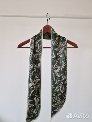 Модный шарф с принтом