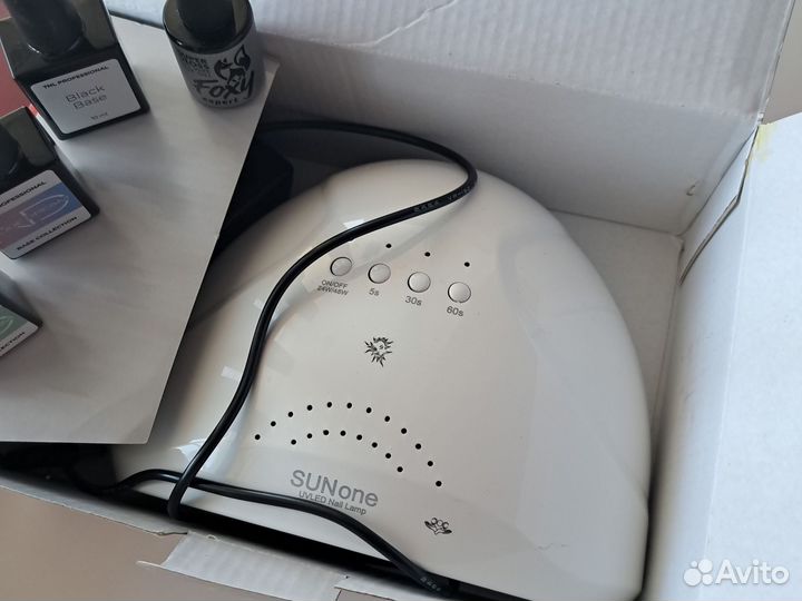 Лампа для маникюра 2 в 1 Sun и лаки в комплеке