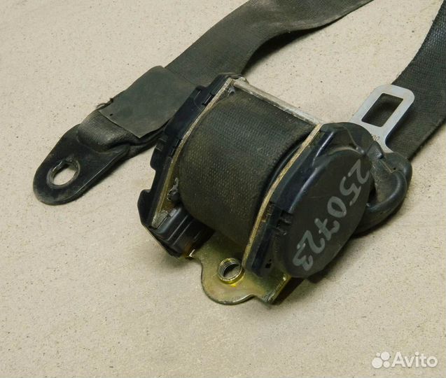 Ремни безопасности перед. лев. Opel Omega A