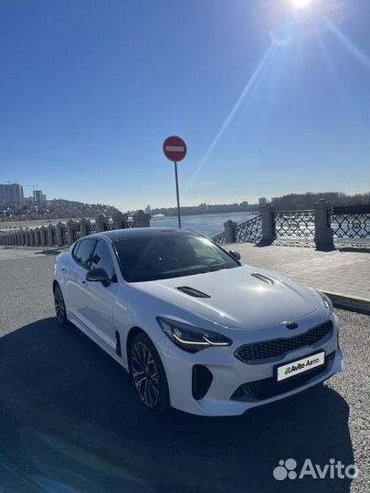 Kia Stinger 2.0 AT, 2018, 149 000 км