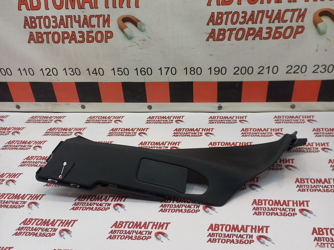 Обшивка стойки задняя левая Воях Фри