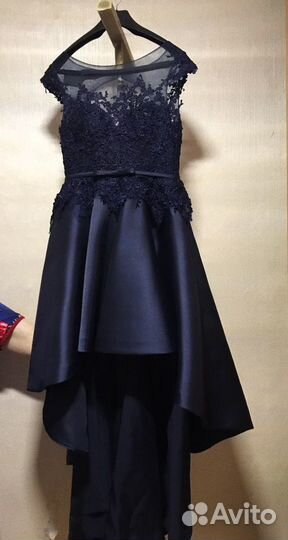 Продаю платье