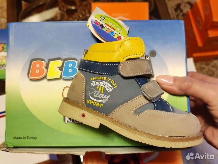 Ботинки новые Bebetom,21,24
