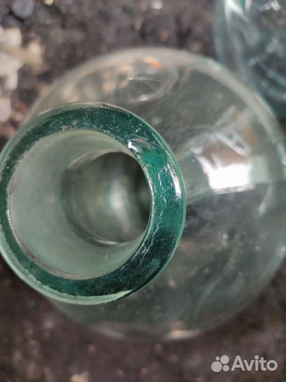 Стеклянные бутыли