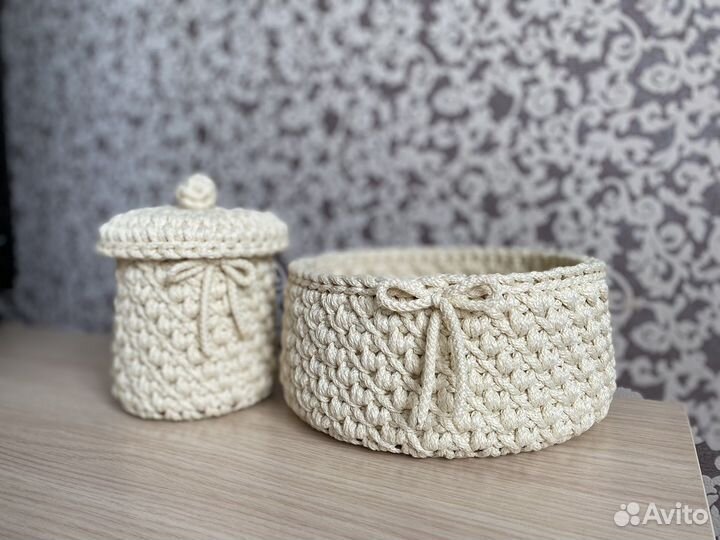 Вязаные корзинки