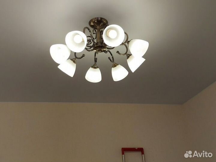 Установка люстры, бра, спотов Москва