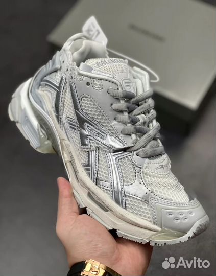 Balenciaga Runner