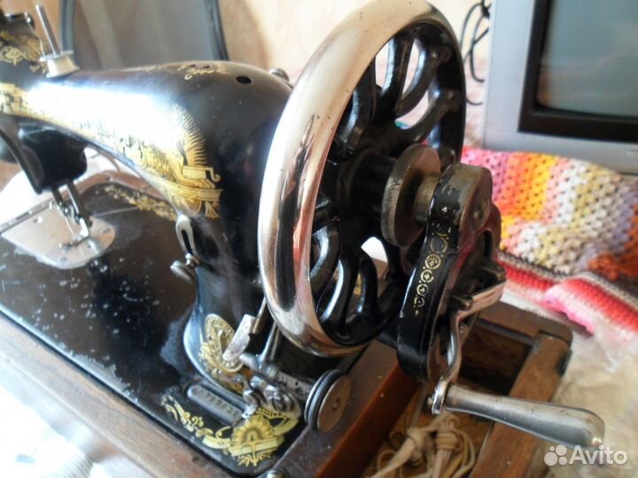 Продается швейная машинка