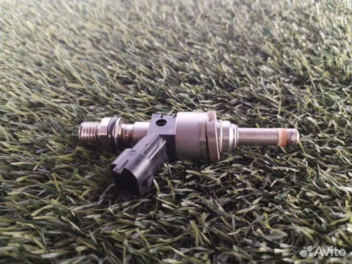 Форсунка топливная Porsche Cayenne 957 M48.01 2009