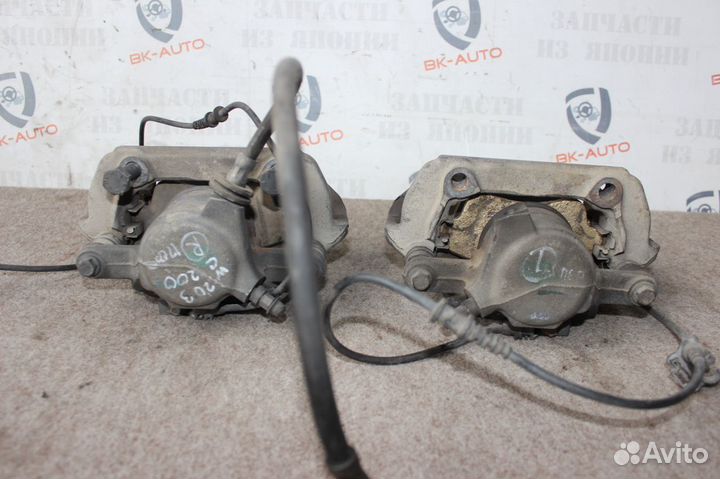 Передние суппорта Mercedes C200 W203