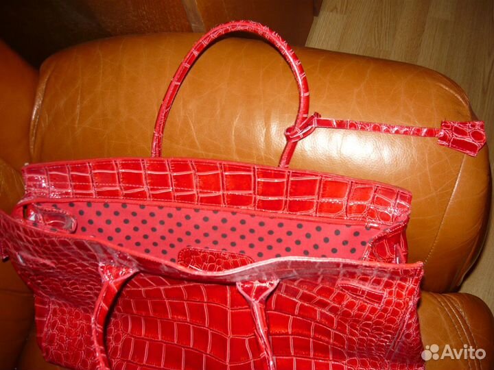 Сумка красный лак нат.(Италия)