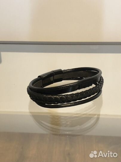 Кожаный браслет унисекс