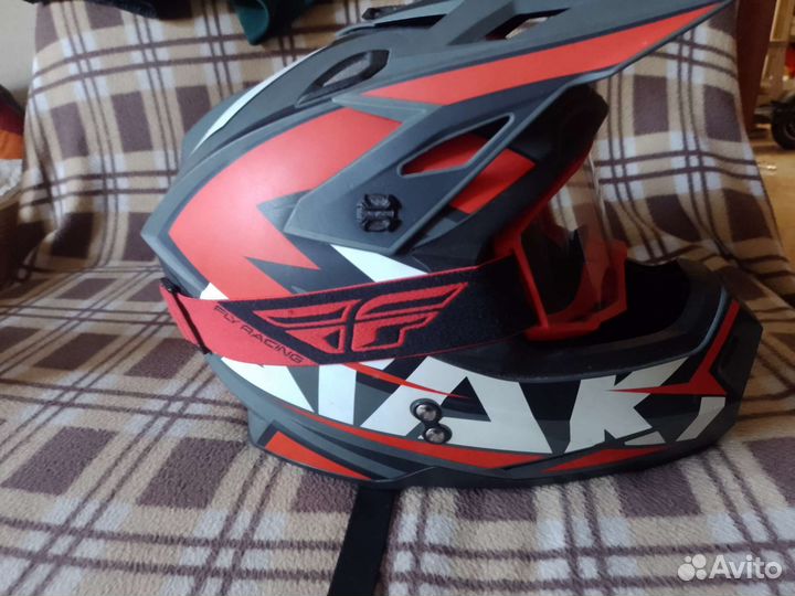 Кроссовый шлем ataki