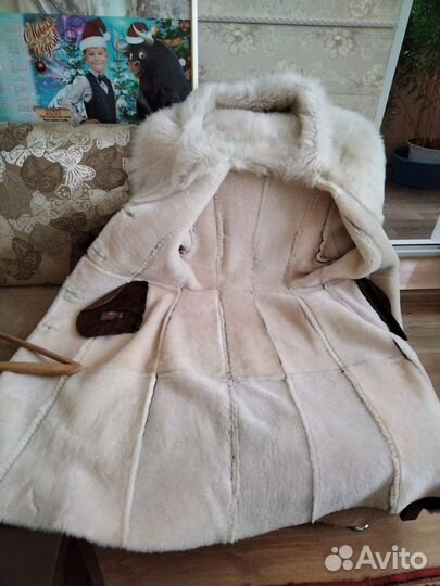 Дубленка натуральная женская с капюшоном